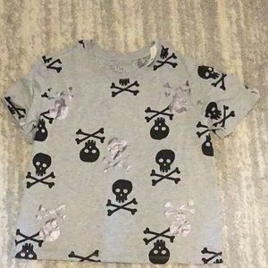 Skull t-shirt